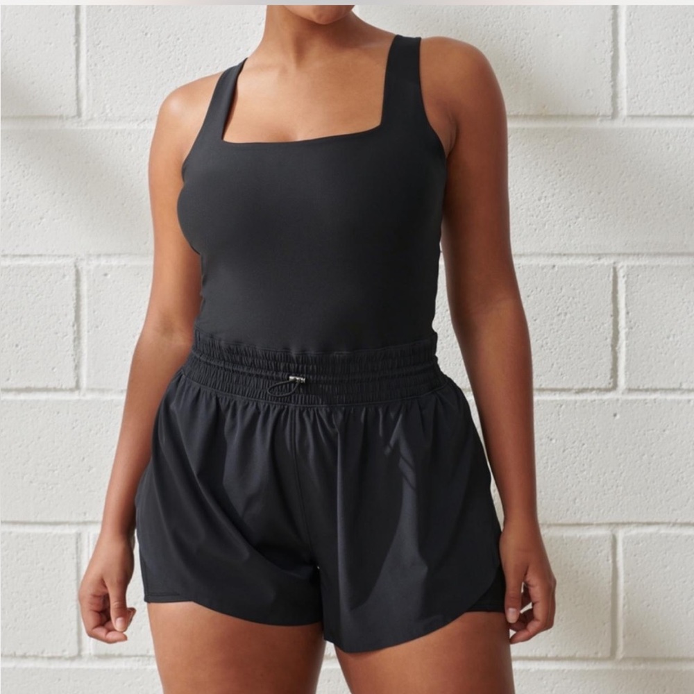 *NWT* YPB SculptLUX hybrid Flyaway Onesie